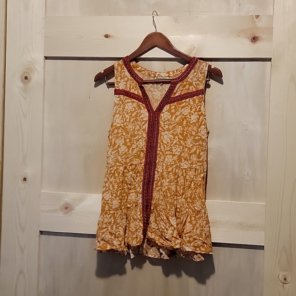 Democracy Sleeveless Floral Yellow Top Size Medium